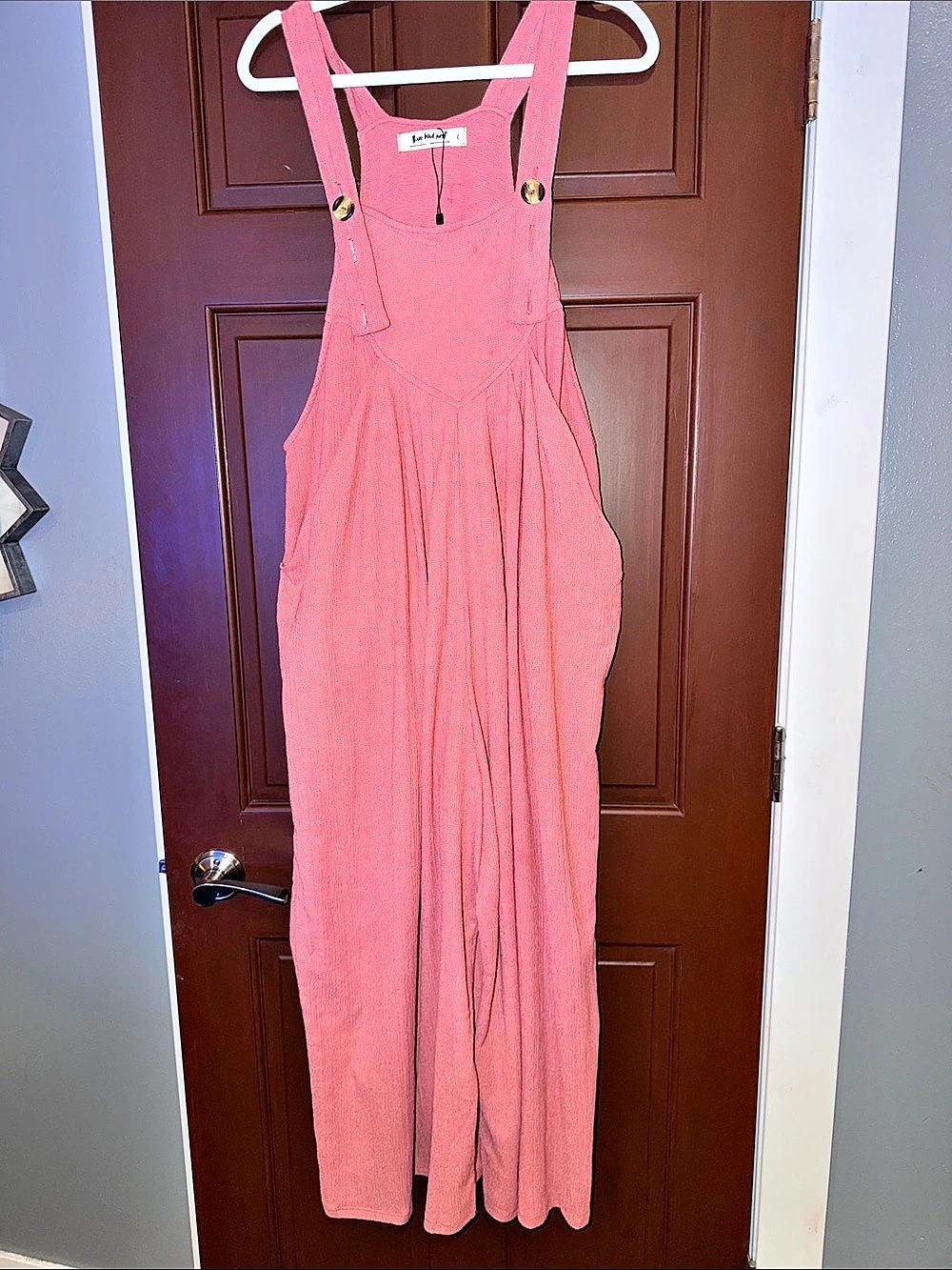 Three Bird Nest Coral Textured Wide Leg Overalls Jumpsuit – Size Large